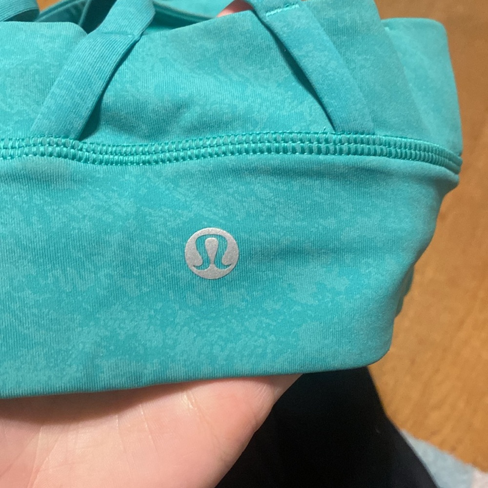 lululemon sports bra - Picture 4 of 4